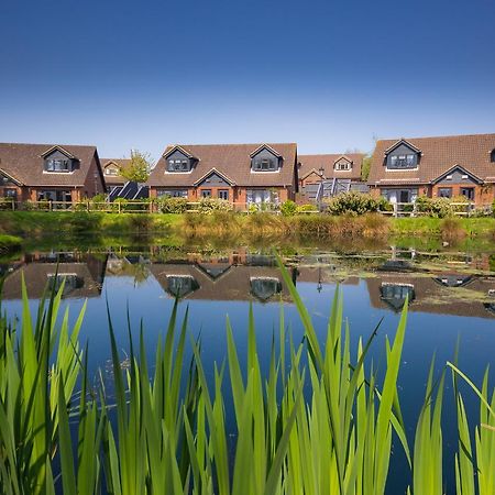 The Lakes Rookley Kültér fotó The new houses at the heart of the village